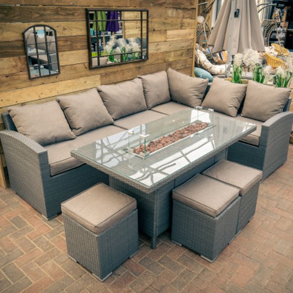 Penrith 6-Seater Corner Dining Set With Firepit